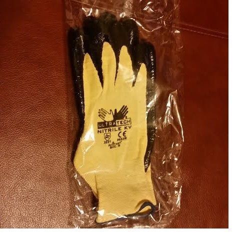 UltraTech Kevlar Cut Resistant Gloves with Nitrile Palm-Side, Size Medium, New!