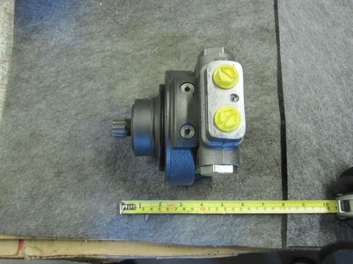 NEW SAUER DANFOSS MGSD/OMRS100 HYDRAULIC DRIVE MOTOR # 11078214 BONFIGLIOLI