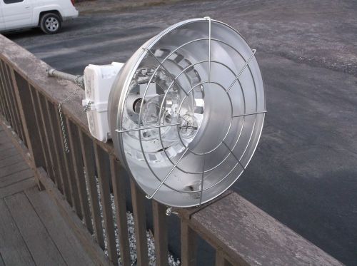 400 Watt metal industrial light