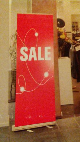 Banner stand 33&#034; x 80&#034; &#034;SALE&#034; Metrix retractable