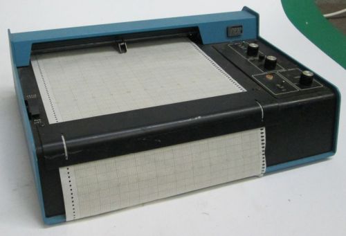 Linear Instruments 250 Pen Plotter 1-Channel w/ Chart Paper