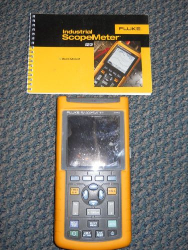 Fluke 123 Oscilloscope