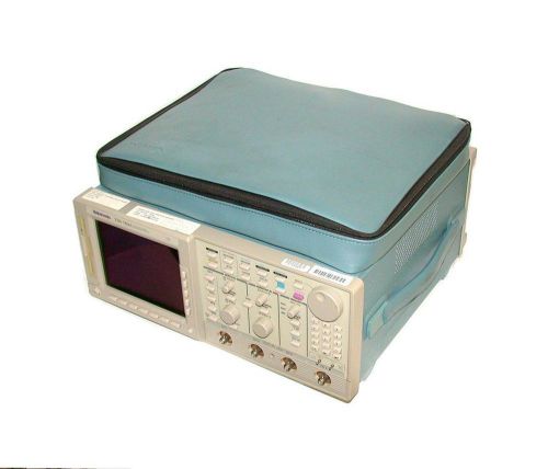 Tektronix digital oscilloscope model tds784a for sale