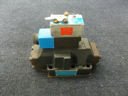 VICKERS HYDRAULIC CONTROL DIRECTIONAL PILOT VALVE F3-DG5S-8-2B-M-FPBWL-B5-30 NEW