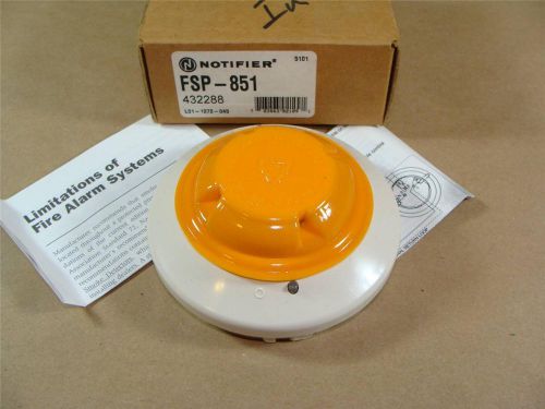 NEW NOTIFIER MODEL FSP-851 432288 SMOKE DETECTOR HEAD / FIRE ALARM SYSTEM HEAD