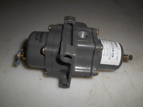 Fisher fs-67cfr-224 pressure regulator used for sale