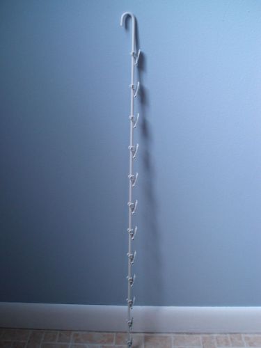 Metal Clip Strips w/ Hook and 12 Clips, White 5-pk.