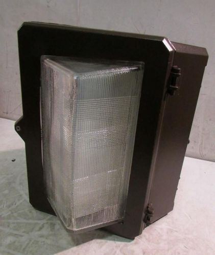 Cooper wpp40 lumark 400w metal halide wall pack dk bronze lamp included for sale