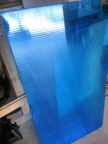 BLUE PLEXISHEET CORRUGATED PLASTIC 45&#034; X 261/2&#034; X 3/8&#034;