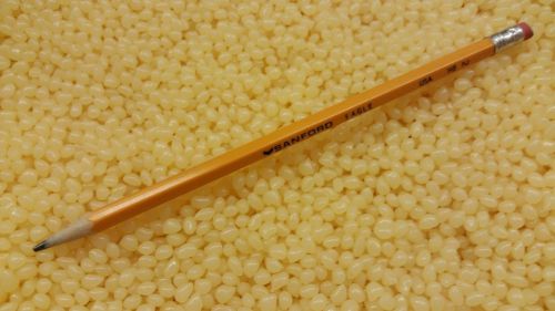 1 lb of HOT MELT ADHESIVE PELLETS, HENKEL TECHNOMELT COOL 467A FOOD PACKAGING