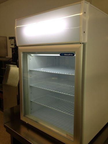 &#034;4 / 2013&#034; METALFRIO SCTF-4 COUNTERTOP GLASS DOOR FREEZER 4 CU FT POINT OF SALE