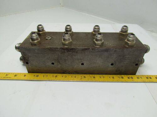 D03 4 Station Hydraulic Parallel Valve Manifold 8 Ports -8 2 Ports -20