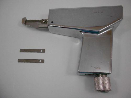 Sarns Sternal Saw W/3 New non sterile blades