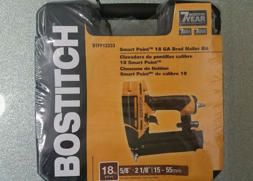 BOSTITCH BTFP12233 Smart Point 18GA Brad Nailer Kit