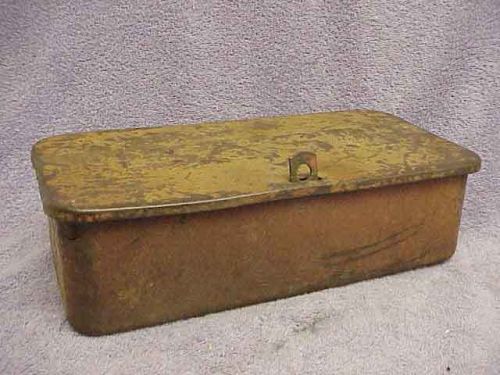 Antique Vtg Case Tractor Toolbox Barn Farm Machine Equipment Steel Tool Box