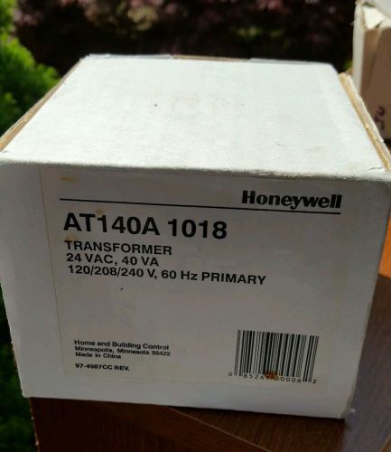 HONEYWELL AT140A1018 FOOT MOUNTED 120/208/240 VAC TRANSFORMER   OEM 104