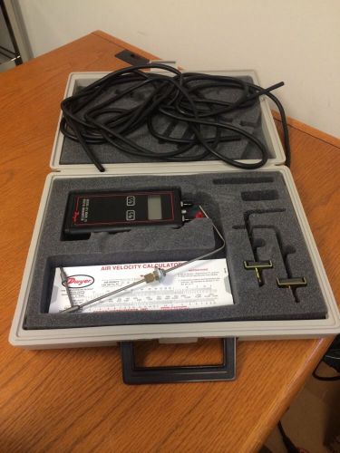 DWYER  Series 475 Mark III Handheld Digital Manometer CLEAN