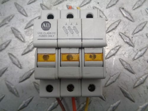 1492-FB3C30-L ALLEN BRADLEY FUSE HOLDER W/ 3 POLES LOT OF 5