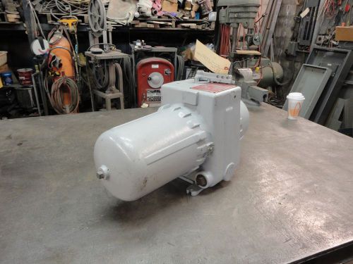 ITEM #2 CROUSE HINDS - ALLEN BRADLEY EXPLOSION PROOF SIZE 0 COMBINATION STARTER