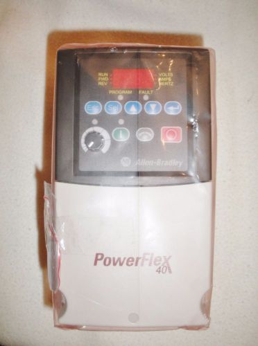 NEW ALLEN-BRADLEY POWERFLEX 4 DRIVE 3HP  P/N 22A -D6PON104