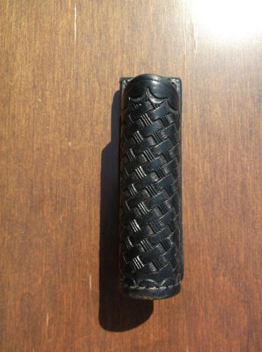 F.M. PITT / Tex Shoemaker Black Leather Basket Weave Police Flashlight holder