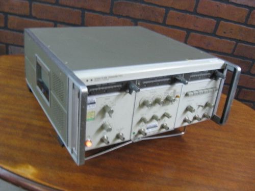 Hewlett Packard HP Agilent 3710A  IF/BB TRANSMITTER, 3716A