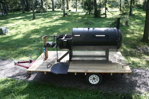 HOG ROASTER - SMOKER - GRILL on Trailer