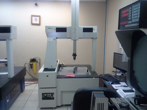 MitutoyoBRT-707 Bright- Coordinate Measuring Machine (cmm)