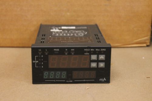 OMRON K3TS-SD11B PANEL METER