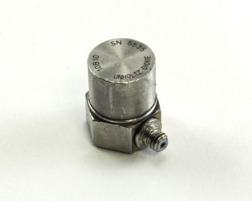 UDCO / Unholtz-Dickie 10B10 Piezoelectric Accelerometer