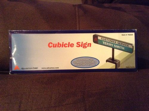 Advantus People Pointer Cubicle Sign - 75334