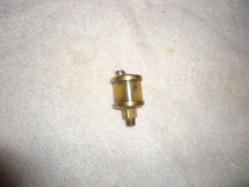 VINTAGE ANTIQUE BRASS OILER 1/8 INCH THREAD