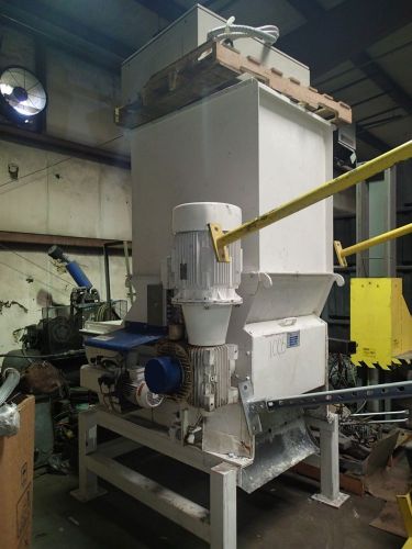 Vecoplan RG32  Single Shaft Shredder