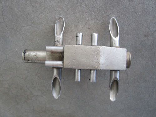 Vintage Conde Milker Claw