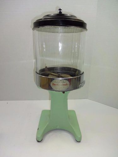 HAMILTON BEACH JADEITE GREEN PORCELAIN SODA FOUNTAIN MALTED MILK DISPENSER.