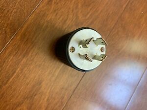 YOUCHENG L14-30 PLUG 30 AMP 125/250V