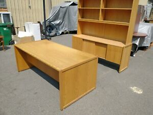 EXECUTIVE DESK &amp; CREDENZA with HUTCH OAK 36&#034; X 72&#034;  We Deliver Locally Nor Ca