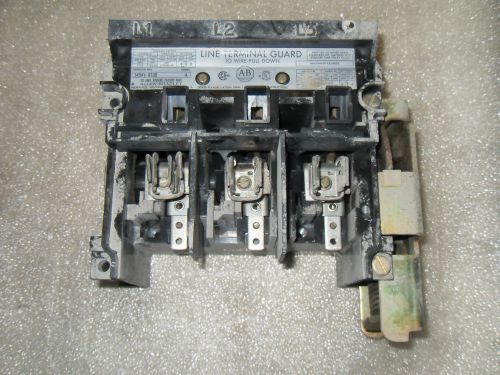 (Y1)   ALLEN BRADLEY 1494V-DS30 SER A 30A DISCONNECT SWITCH