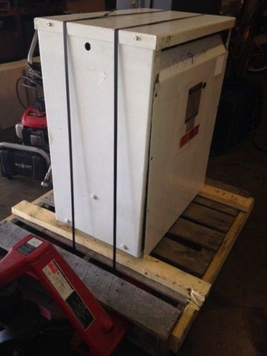 SYLVANIA TRANSFORMER CAT: 932-LP3 3PH 93KVA 60HZ