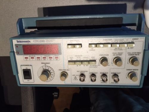 Tektronix CFG280 11MHZ Function Generator