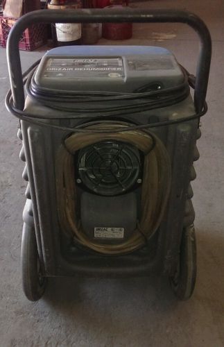 DRI-EAZ DRIZAIR 1200 DEHUMIDIFIER 1423 HRS. UNIT IS IN GREAT WORKING CONDITION!