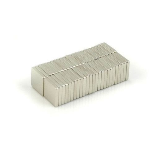 50pcs 5/16&#034; x 5/16&#034; x 1/32&#034; Blocks 8x8x1mm Neodymium Magnets Rare Earth N35