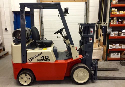 4000 LBS NISSAN OPTIMUM 40   FORKLIFT LP Gas. LOOKS GREAT! MUST SEE!