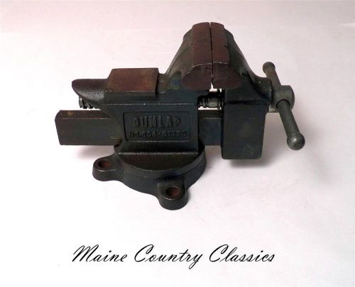 CAST IRON DUNLAP 3-1/2&#034; SWIVEL BASE BENCH VISE w/Replaceable Jaws No. 506-51770