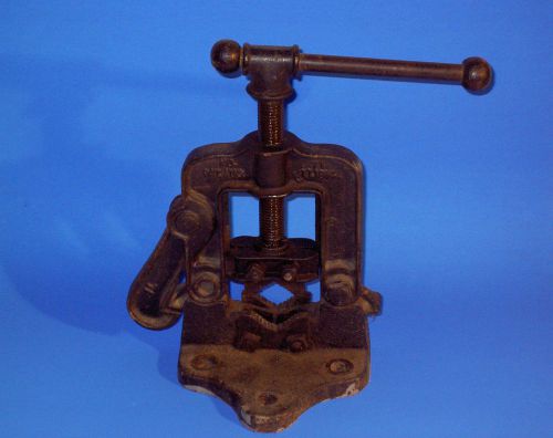 Reed Yoke Pipe Vise No. 71  2.5&#034; Diameter Reed Mfg Co Erie PA Bench Vise