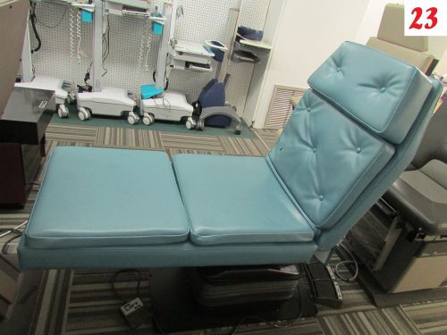 DMI X5-111AIB Power Procedure Chair
