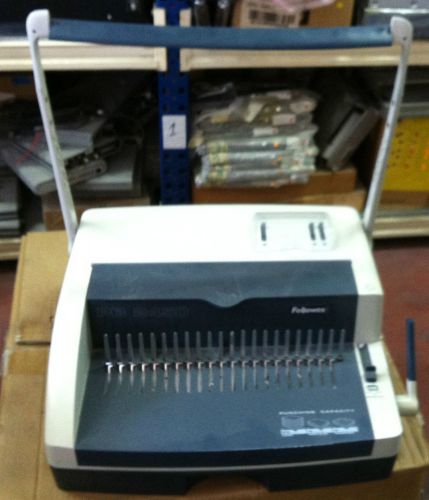 FELLOWES PB 2450 SPIRALE PLASTIC COMB BINDING MACHINE