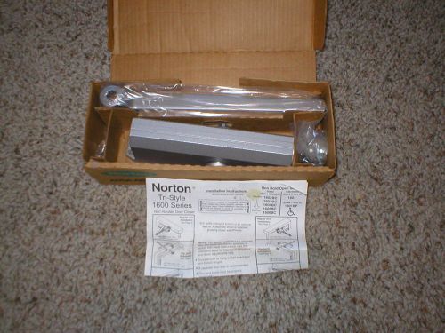 NEW IN BOX, NORTON 1RM12 TRI-STYLE 1600 SERIES NON HANDED DOOR CLOSER