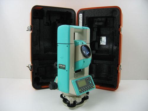 NIKON DTM-530 2&#034; DUAL DISPLAY TOTAL STATION FOR  SURVEYING &amp; FREE WARRANTY