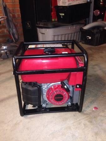 Honda eb3000c gasoline 3000w portable generator fro rv camping hunting fishing for sale